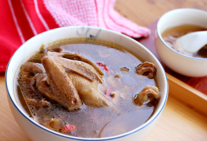 Maitake pigeon soup